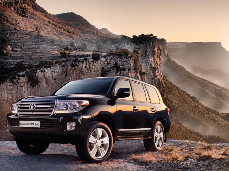  Toyota Land Cruiser 200 V8 2012 года  (фото 29 из 30)